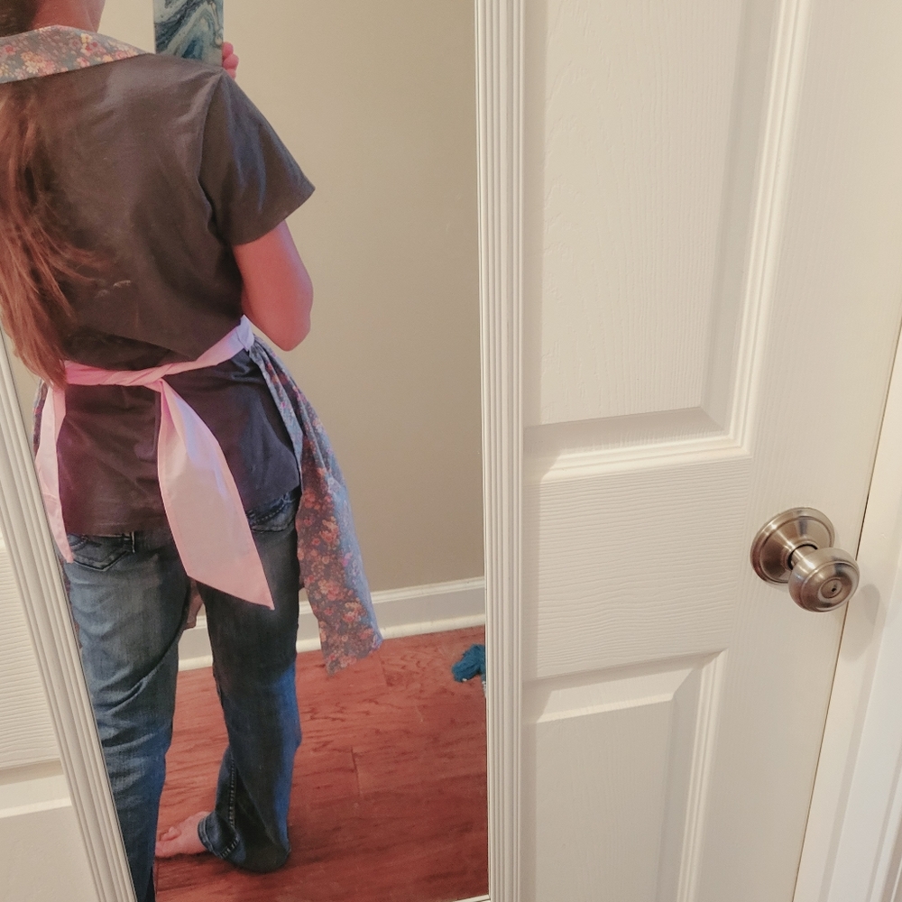 Full apron - Picture 5 of 8
